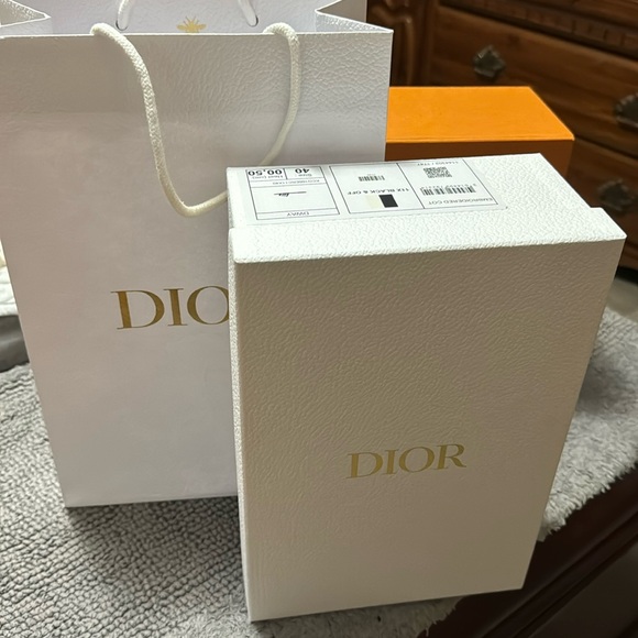 Dior Box and Paper bag set only